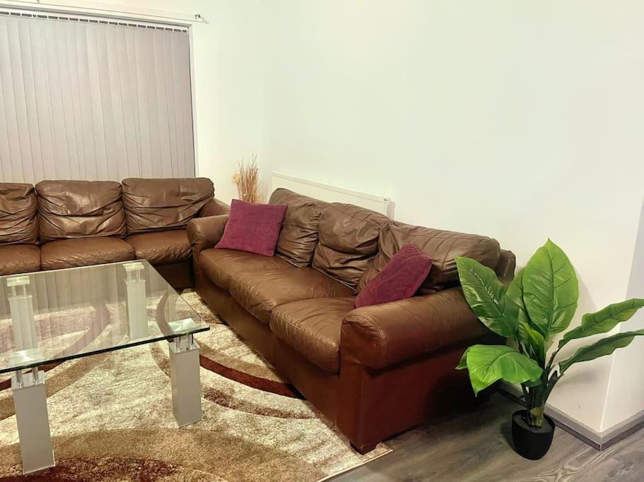 Lovely 3 Bed Ground Floor Apartment Near Qe Hospital Harborne Birmingham New מראה חיצוני תמונה