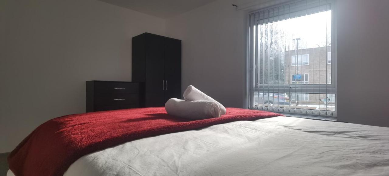 Lovely 3 Bed Ground Floor Apartment Near Qe Hospital Harborne Birmingham New מראה חיצוני תמונה