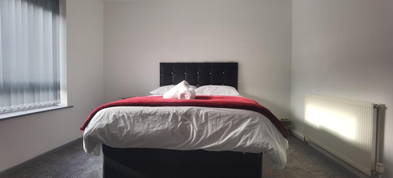Lovely 3 Bed Ground Floor Apartment Near Qe Hospital Harborne Birmingham New מראה חיצוני תמונה